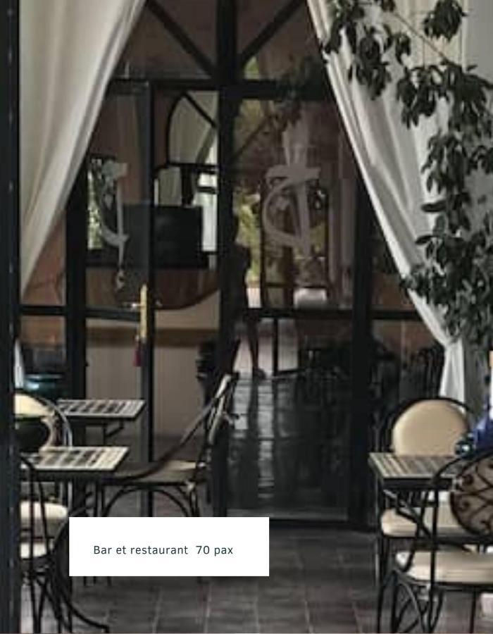 ホテル Les Jardins D Isis マラケシュ エクステリア 写真